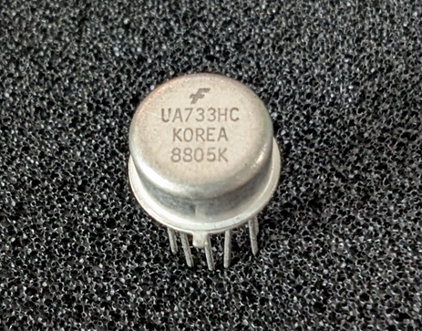 IC UA733HC