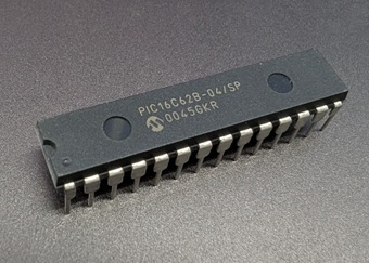 MCU PIC16C62B-04/SP