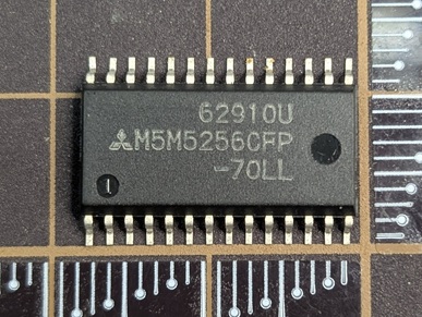 S-RAM(SOP) M5M5256CFP-70LL