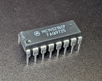 C-MOS MC14521BCP
