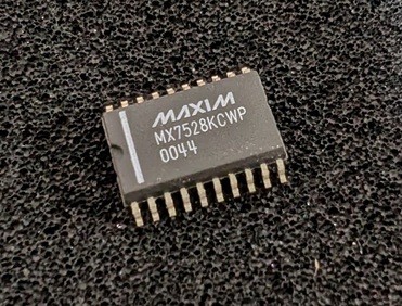 IC MX7528KCWP