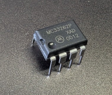 IC MC33262P