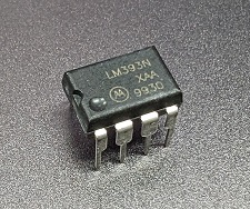 IC LM393N